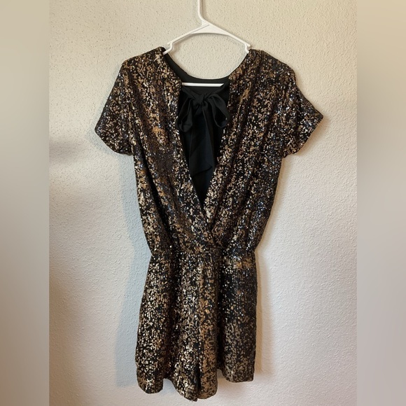 Shoshanna Gold Sequin Zena Back Tie Romper Size 4 - Picture 3 of 10